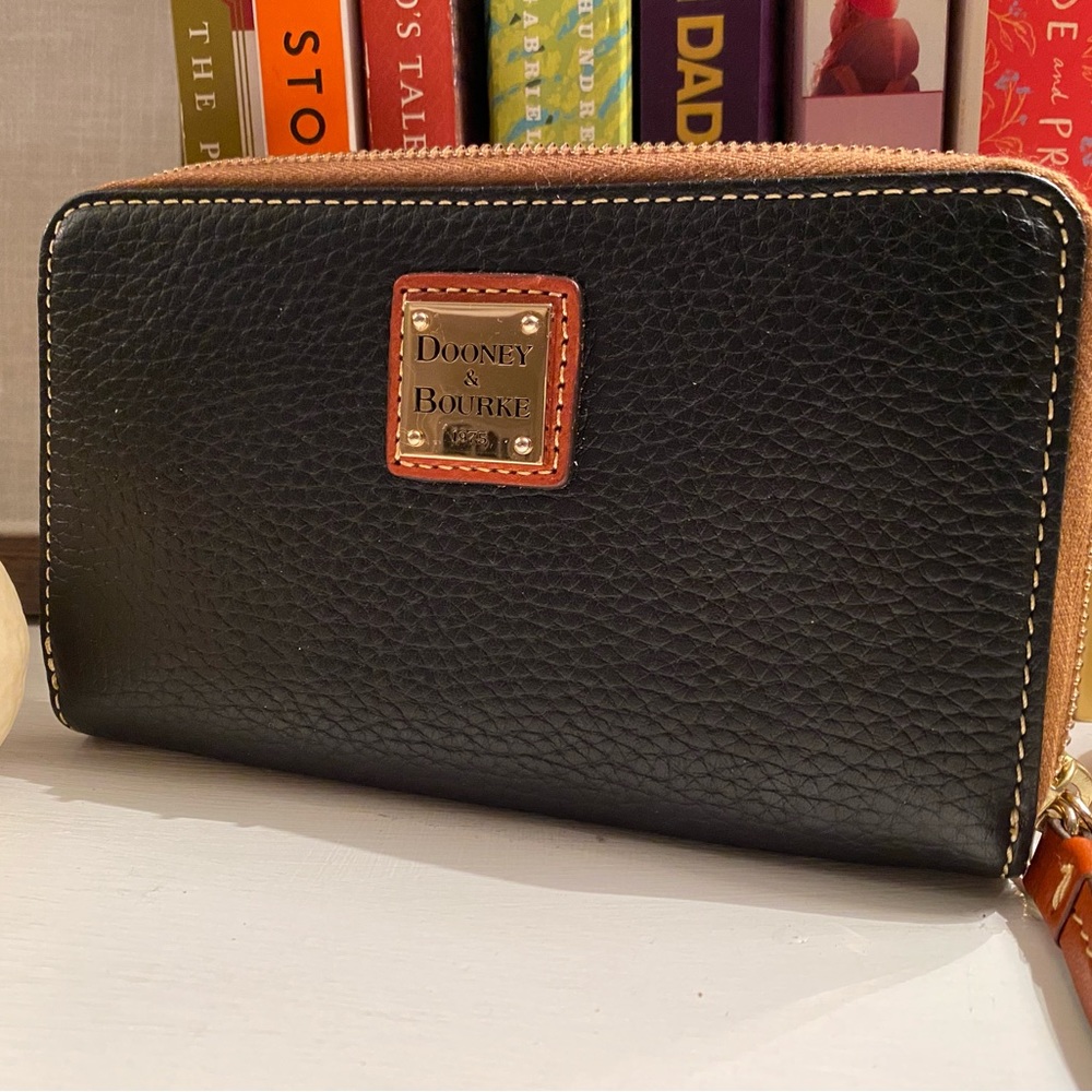 Dooney & Bourke Pebble Leather Wallet Wristlet Blue